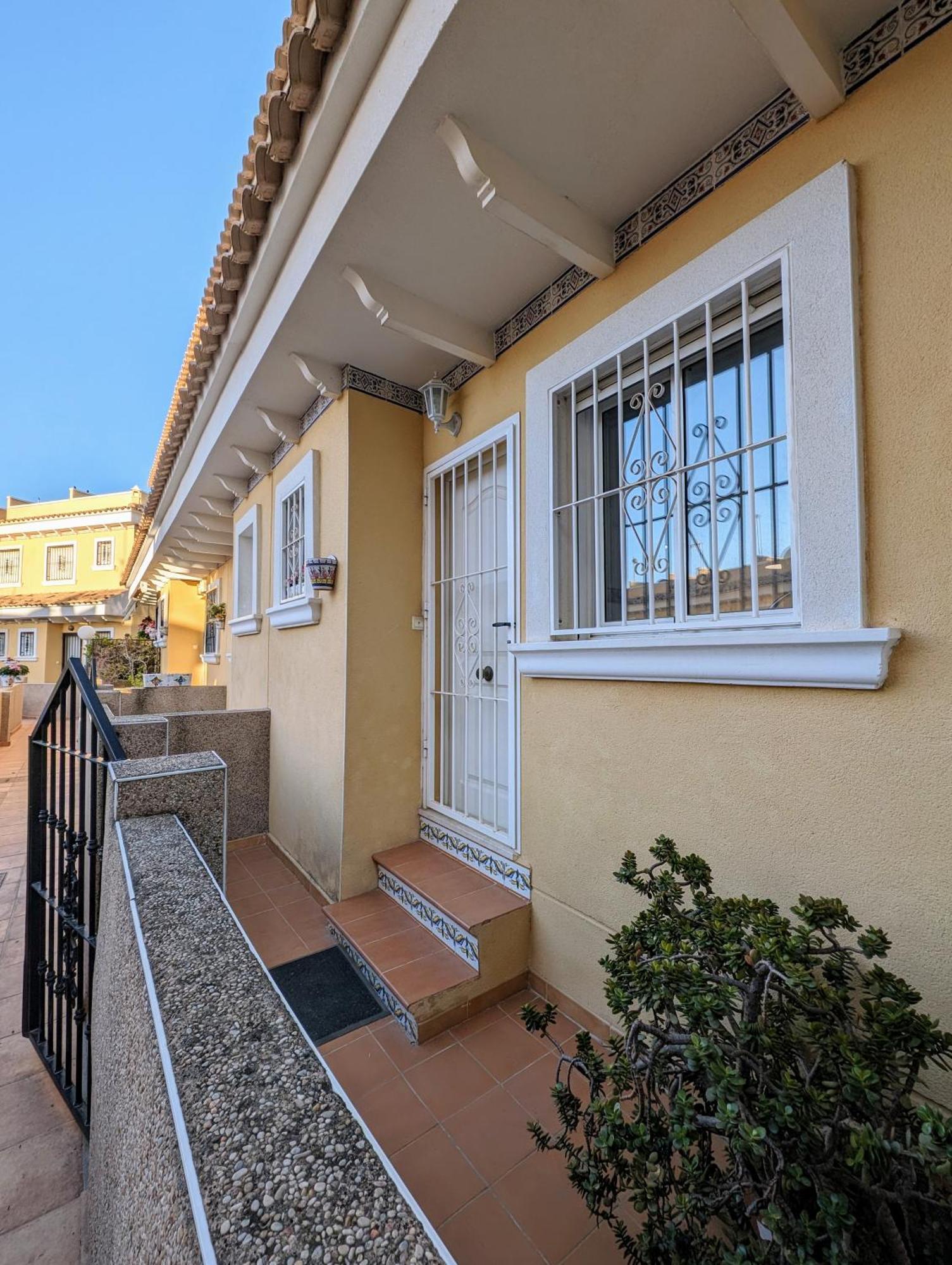 2 Bedroom Algorfa Townhouse With Pool Castillo de Montemar Dış mekan fotoğraf